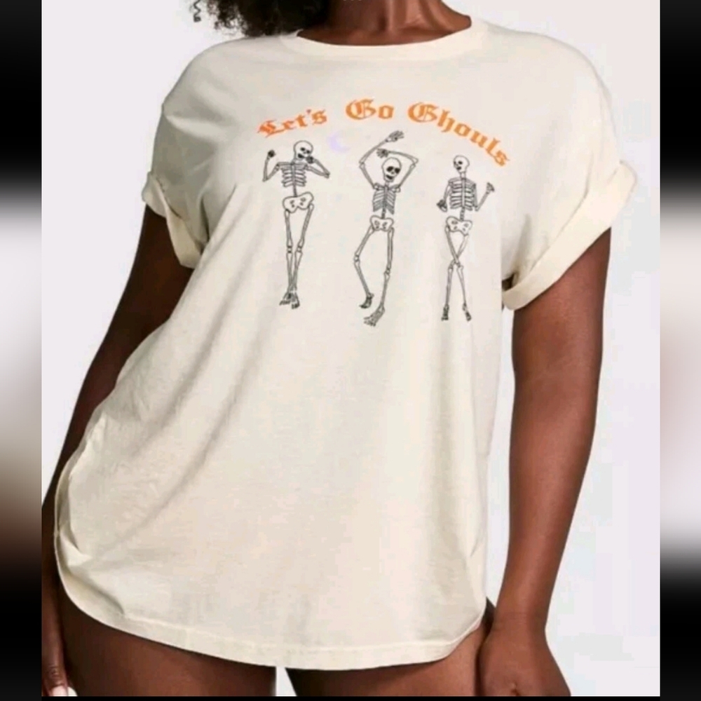 PINK Victoria's Secret "Let's Go Ghouls" Campus Tee XS 🆕 - Picture 2 of 7